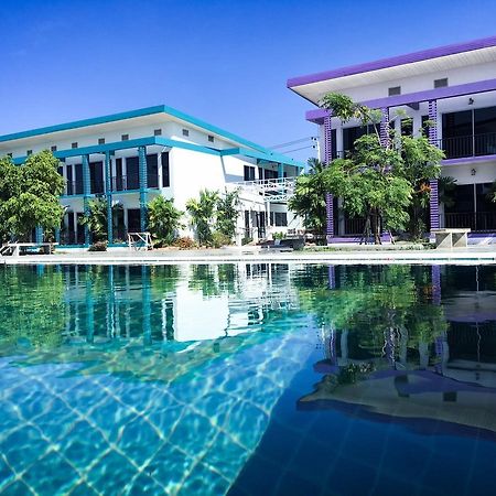 Menam Resort Nakhon Pathom Esterno foto