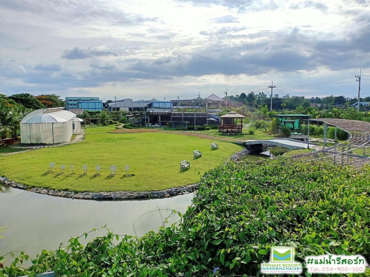 Menam Resort Nakhon Pathom Esterno foto