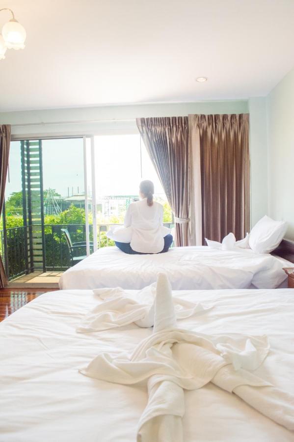 Menam Resort Nakhon Pathom Esterno foto