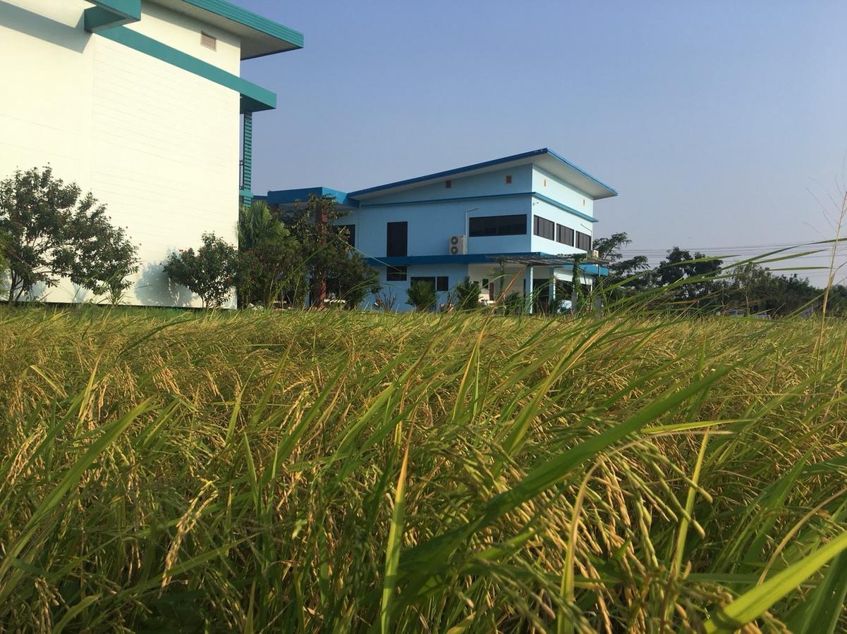 Menam Resort Nakhon Pathom Esterno foto