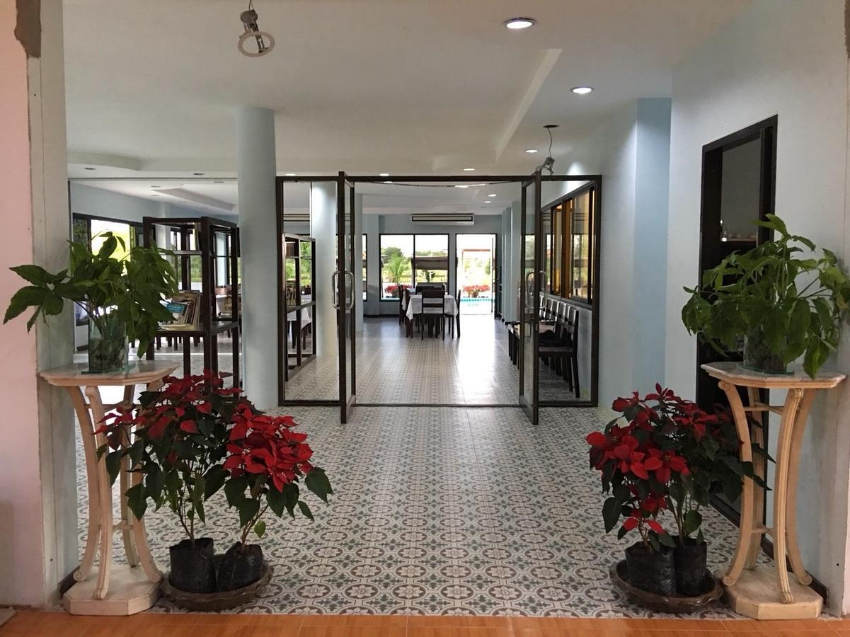 Menam Resort Nakhon Pathom Esterno foto