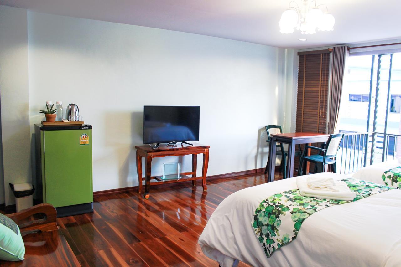 Menam Resort Nakhon Pathom Esterno foto