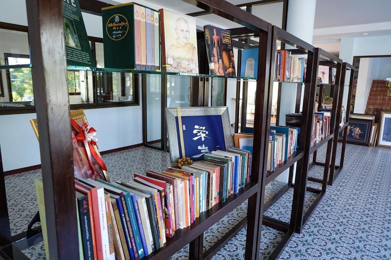 Menam Resort Nakhon Pathom Esterno foto