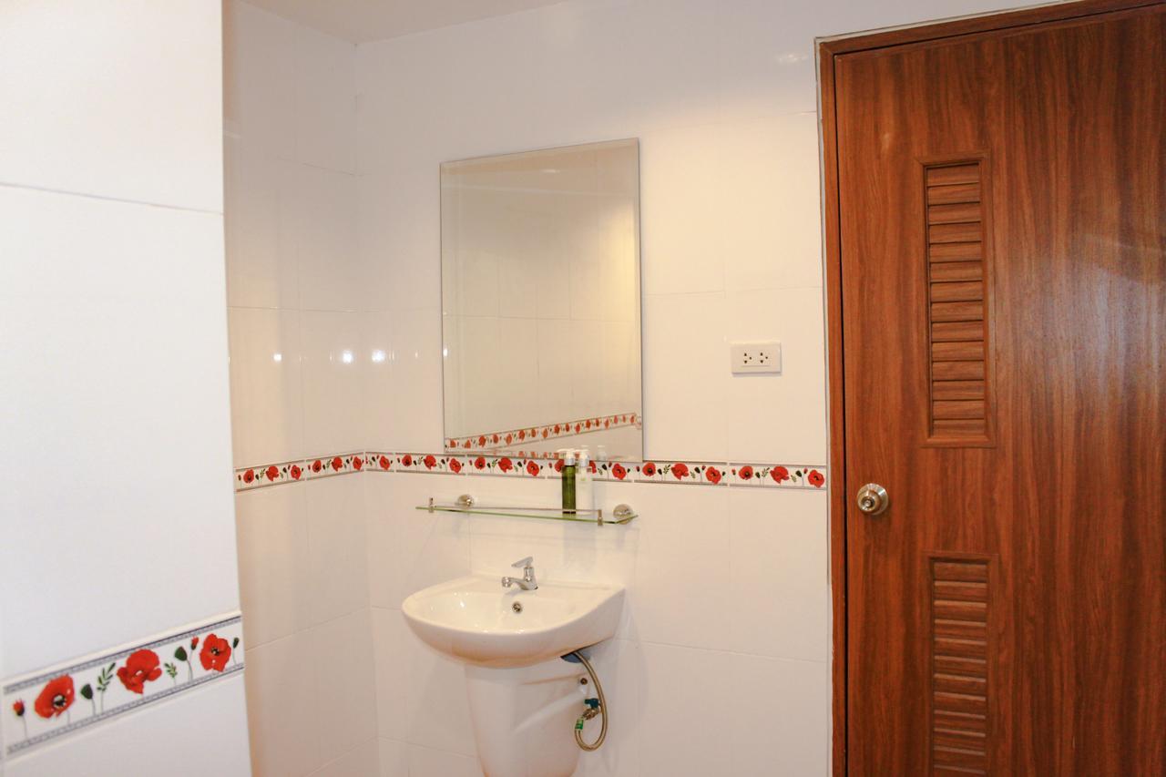 Menam Resort Nakhon Pathom Esterno foto